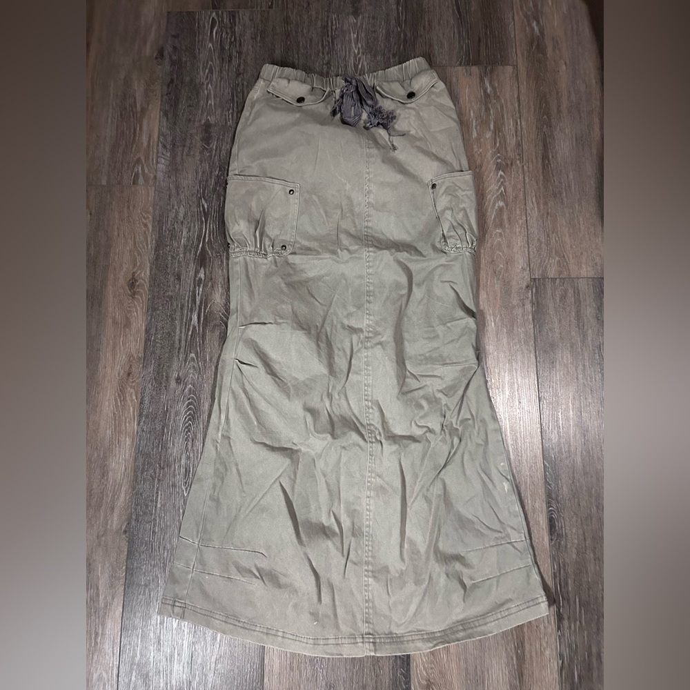 Casual Olive Green Cargo Maxi Skirt